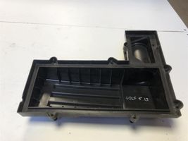 Volkswagen Jetta V Tapa de la caja del filtro de aire 