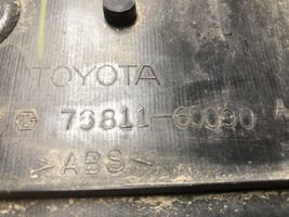 Toyota Land Cruiser (J120) Apdaila galinio dangčio 7681160090