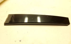 Toyota Auris E180 Rivestimento modanatura del vetro della portiera posteriore 7576102110