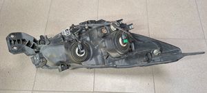 Subaru Outback Lampa przednia 