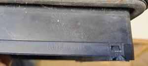 Audi A4 S4 B8 8K Kratka wentylacyjna pod zderzakiem tylnym 8K0819181B