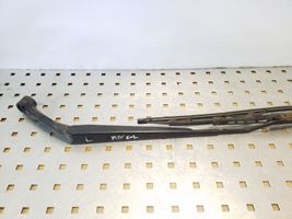 Toyota Land Cruiser (J120) Front wiper blade arm 