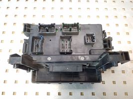 Chrysler 300 - 300C Module de fusibles P04692233AB