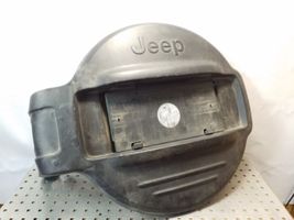 Jeep Cherokee III KJ Rivestimento vano della ruota di scorta 5HF06TRMAJ