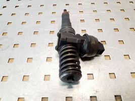 Volkswagen New Beetle Fuel injector 038130073AG