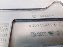 Seat Cordoba (6L) Vassoio scatola della batteria 6Q0915419B