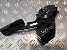 Chrysler Voyager Accelerator throttle pedal 04861654AB