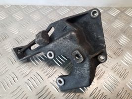 Subaru Legacy Engine mounting bracket 