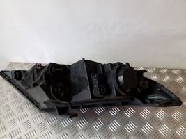 KIA Sorento Lampa przednia 921012P040