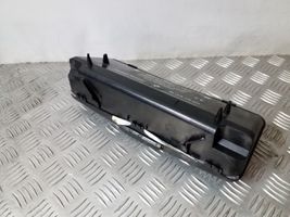 BMW 5 E39 Ensiapupakkaus 8176553