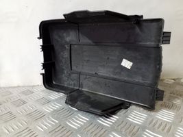 Volkswagen Sharan Tapa/cubierta para la caja de la batería 3C0915443A