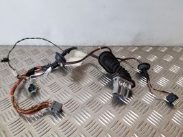 Dodge Nitro Cableado de puerta trasera 56048791AD