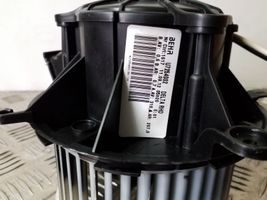 Opel Astra J Heater fan/blower U7254002