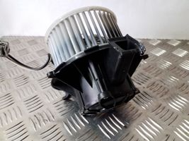 Opel Astra J Heater fan/blower U7254002