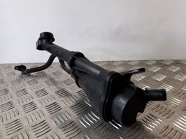 Opel Astra J Öljyn huohotinsäiliö 55575980