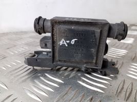 Audi A6 S6 C4 4A Oven keskuslukituksen ohjausyksikön moduuli 4A0959981