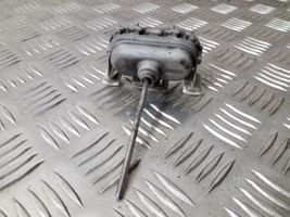 Audi A6 S6 C4 4A Moteur de verrouillage trappe à essence 4A0862153C