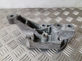 Opel Astra K Supporto di montaggio scatola del cambio 13364007