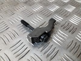 Opel Mokka Support de pince d'injecteur de carburant 