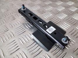 Ford Focus Rail de réglage hauteur de ceinture de sécurité AM51611C46AC