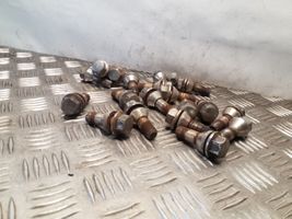 Volvo XC70 Nuts/bolts 