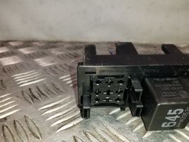 Volkswagen PASSAT CC Module de fusibles 7N0937503A