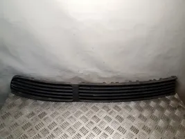 Volkswagen PASSAT B5 Grille inférieure de pare-chocs avant 3B0853677A