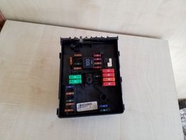 Volkswagen Golf V Fuse box set 1K0937125A