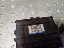 Mitsubishi Pajero Unidad de control/módulo del ABS MR400420