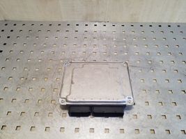 Audi A4 S4 B6 8E 8H Sterownik / Moduł ECU 8E0907401D