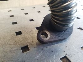 Audi A2 Tuyau de raccordement solide EGR 045131521