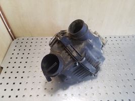 Honda CR-V Air filter box 