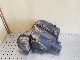 Honda CR-V Air filter box 