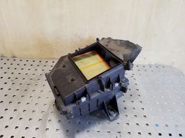 Volvo XC70 Air filter box 30636830