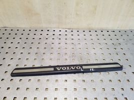 Volvo XC70 Front sill trim cover 8659960