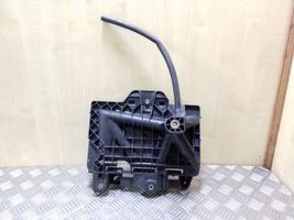 Volkswagen Polo IV 9N3 Vassoio batteria 6Q0915331D