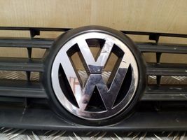 Volkswagen Polo IV 9N3 Grille calandre supérieure de pare-chocs avant 6Q0853653E