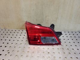 Subaru Outback Lampy tylnej klapy bagażnika 13220072