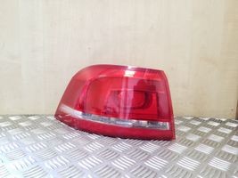 Volkswagen PASSAT B7 Lampa tylna 3AF945095E