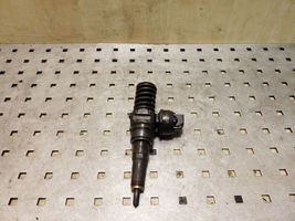 Skoda Fabia Mk2 (5J) Injecteur de carburant 038130073BN