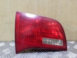 Audi A6 Allroad C6 Lampy tylnej klapy bagażnika 89037747