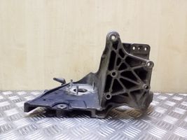 Opel Vectra C Fuel pump bracket 