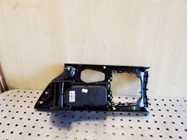 Hyundai i40 Ātrumu pārslēgšanas sviras dekoratīvā apdare (plastmasas) 846513Z000