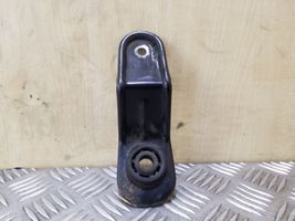 Opel Antara Staffa di montaggio del radiatore 