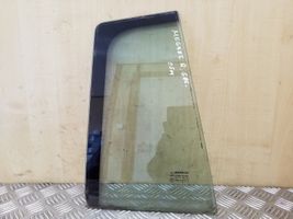 Renault Megane II Rear vent window glass 