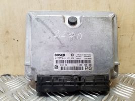 Opel Vectra B Sterownik / Moduł ECU 0281010271