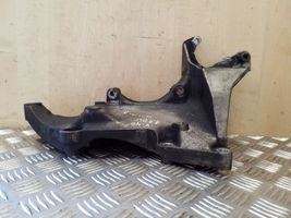 Volvo S40, V40 Support de générateur / alternateur 8200183234