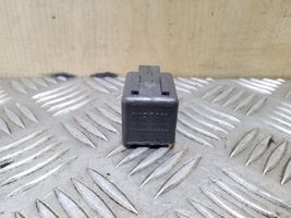 Nissan X-Trail T32 Other relay 24330C9900