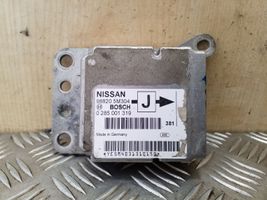 Nissan Almera N16 Turvatyynyn ohjainlaite/moduuli 988205M304J