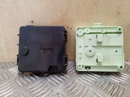 BMW X3 E83 Module de fusibles 6928945